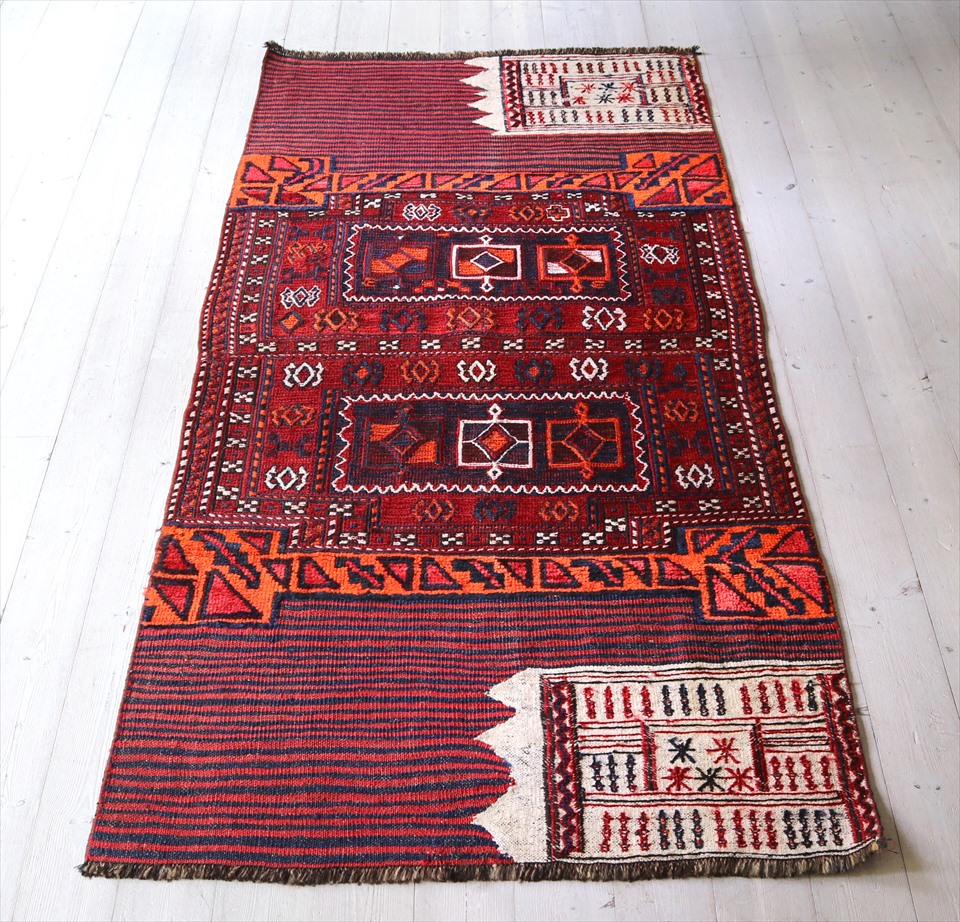 キャメルバッグ ホルジン　バクティアリ族のオールドキリム 198x91cm スマック織り＆じゅうたん