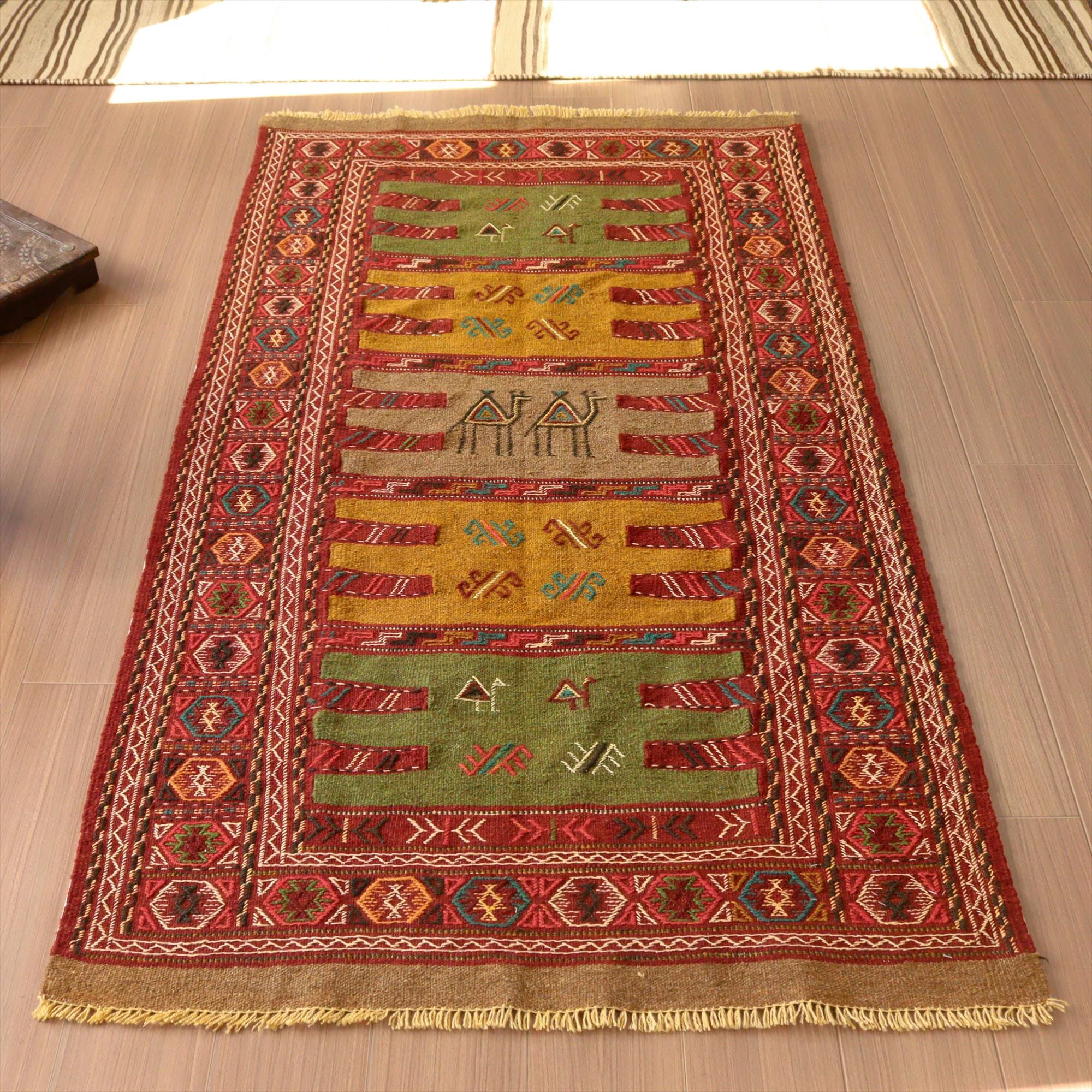 グチャン イランの手織りキリム185×100cm ラクダと幾何学モチーフ