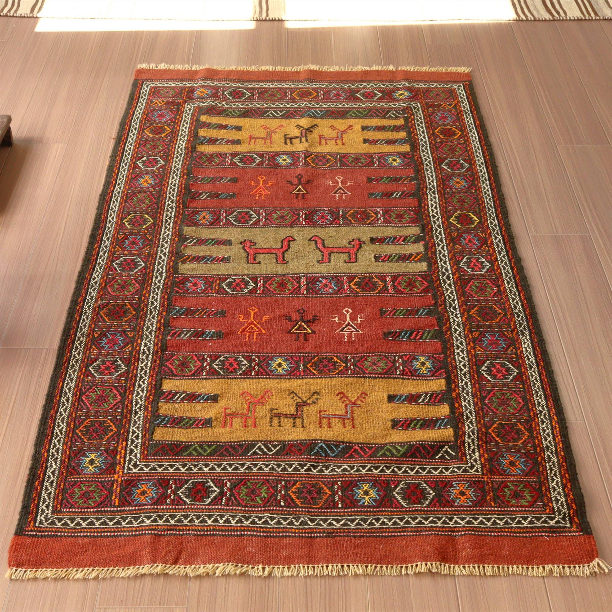 グチャン イランの手織りキリム174×103cm 動物と人