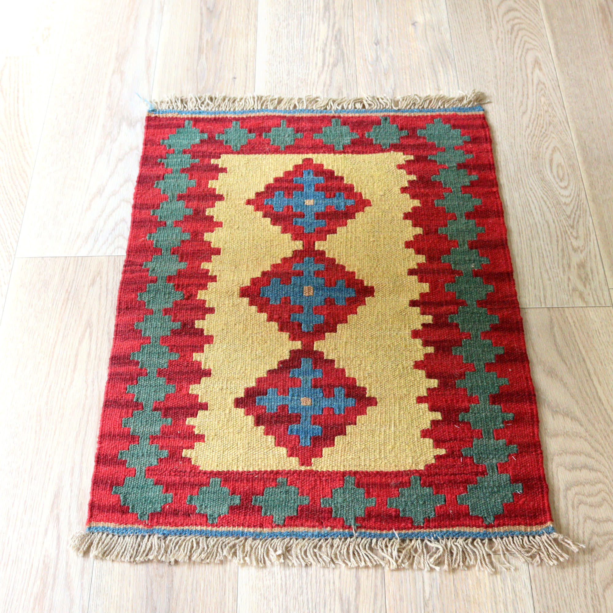 カシュカイキリム イラン 手織り82×59cm カラフルな幾何学モチーフ
