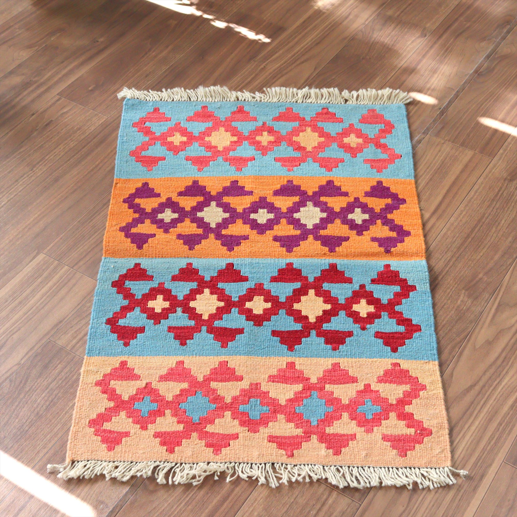 手織りキリム イラン シラーズ92×61cm カラフルな幾何学モチーフ