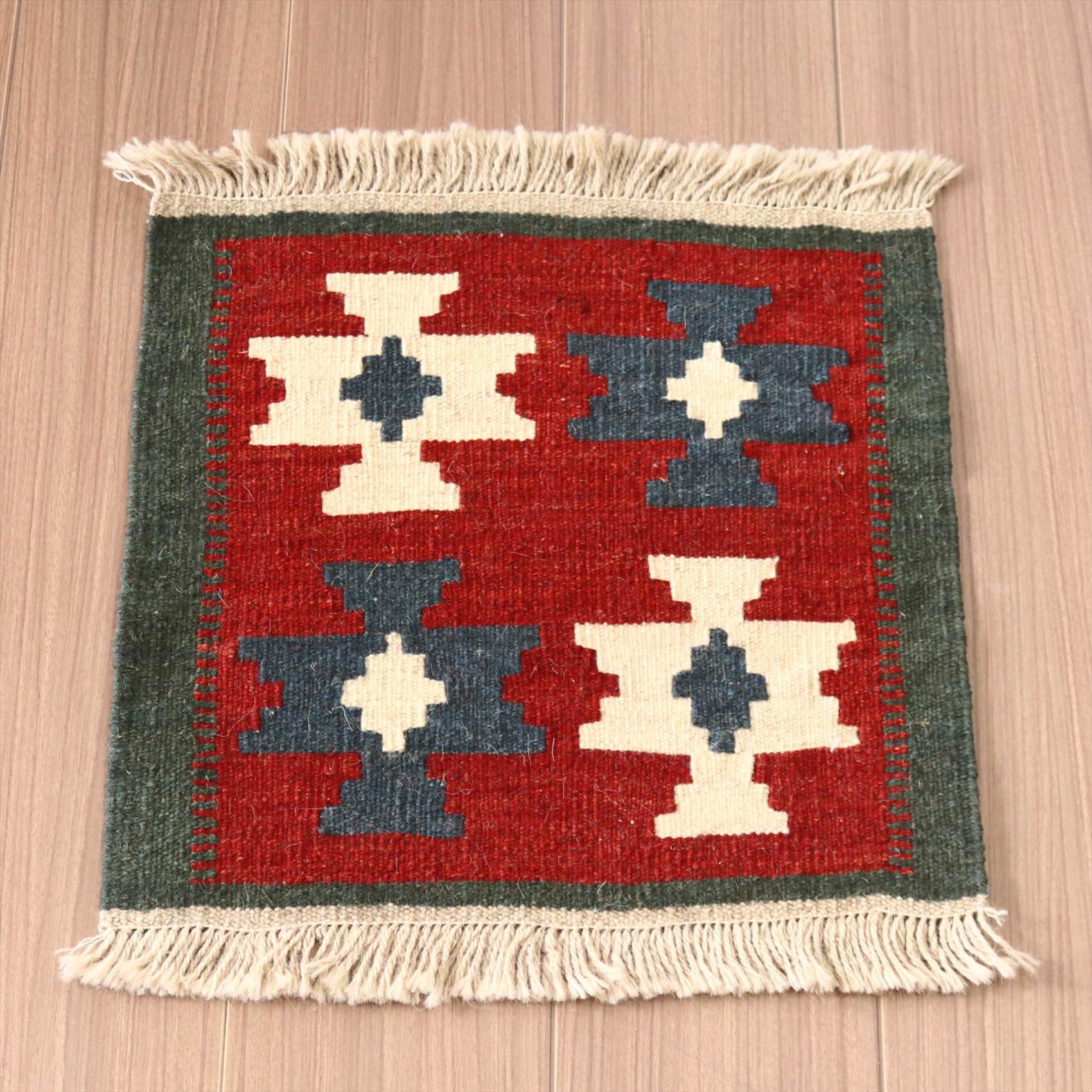 手織りキリム ミニキリム　イラン製41×42cm  カシュカイ族 レッド