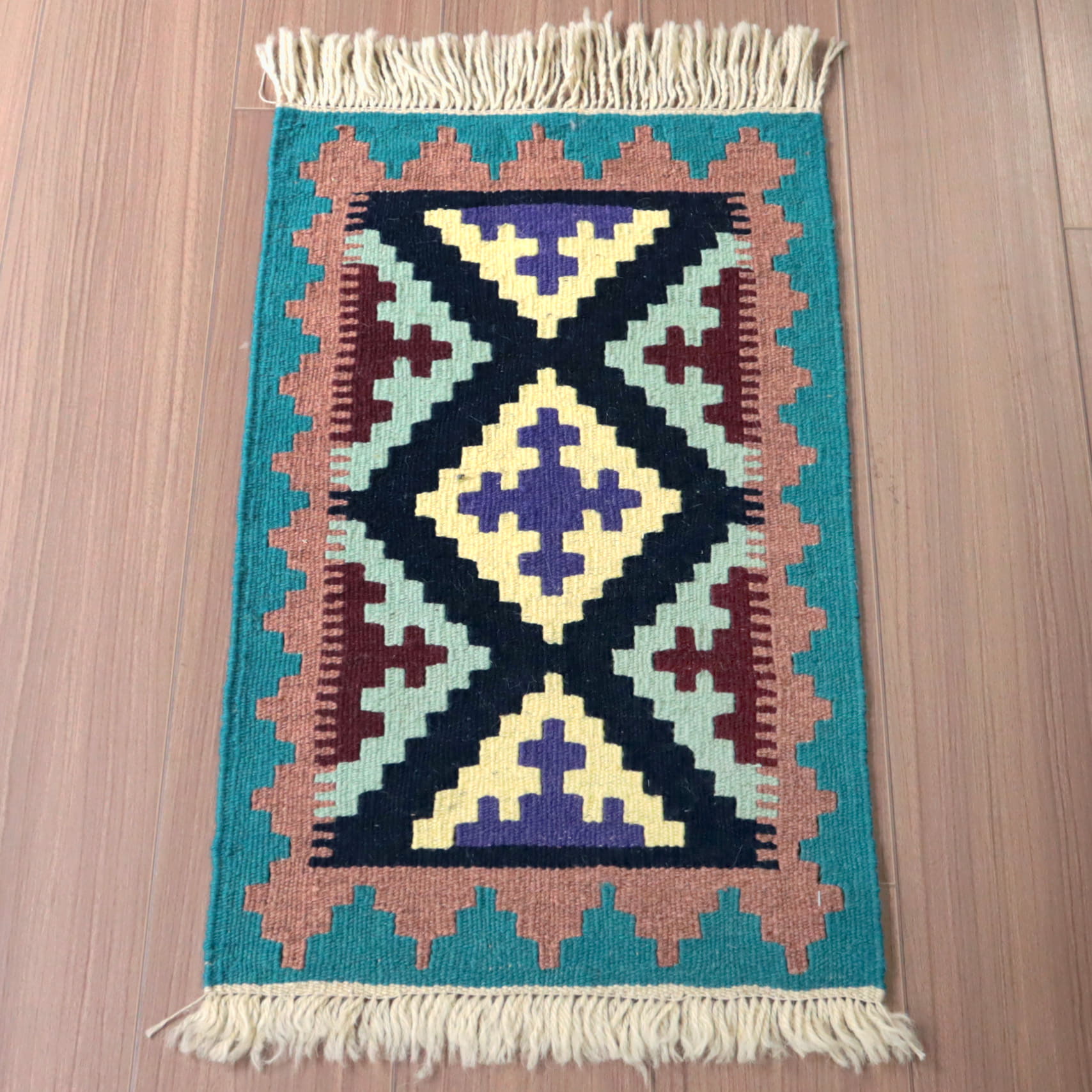 キリム カシュカイ族の手織りキリム68×41cmカラフルモチーフ
