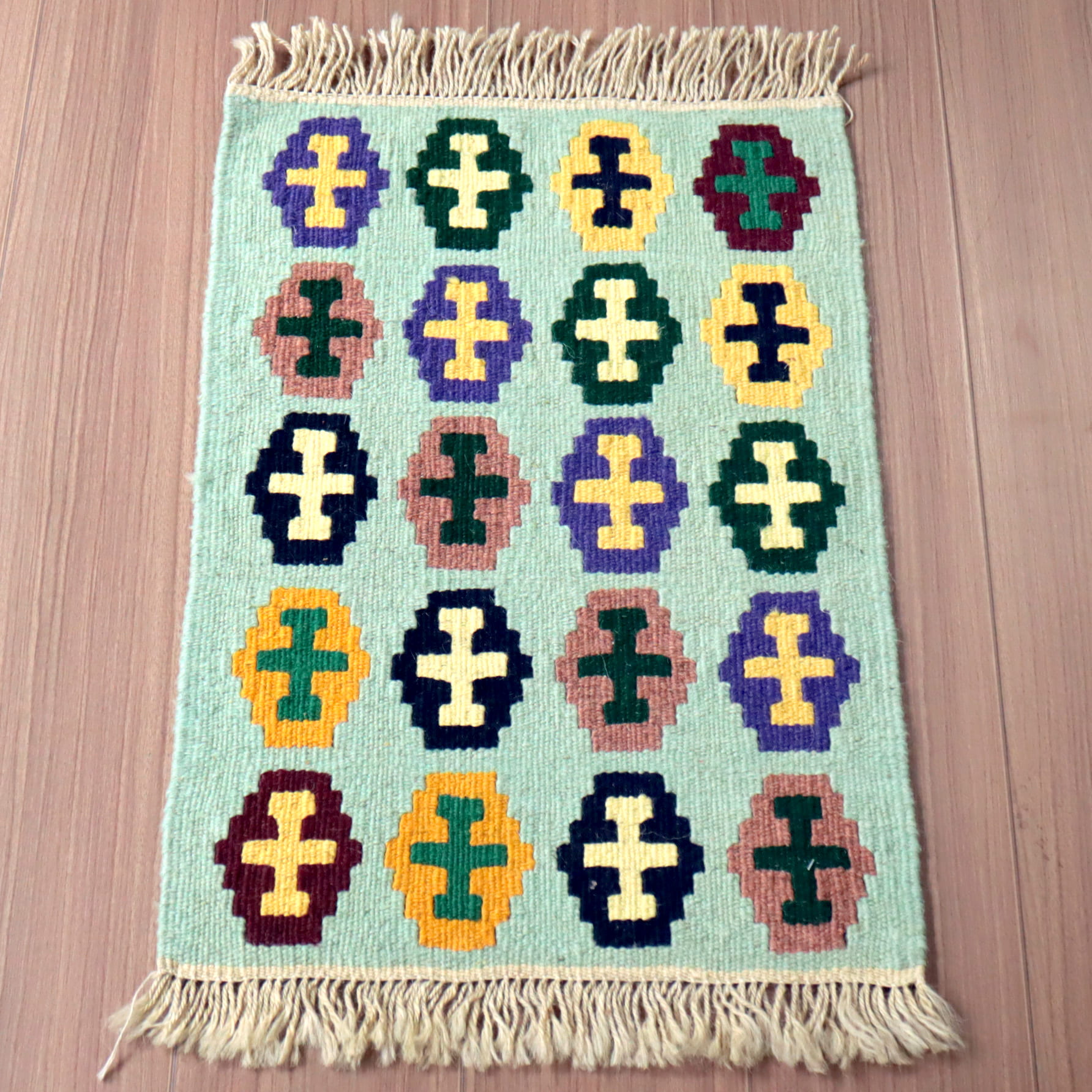 キリム カシュカイ族の手織りキリム64×41cmカラフルモチーフ