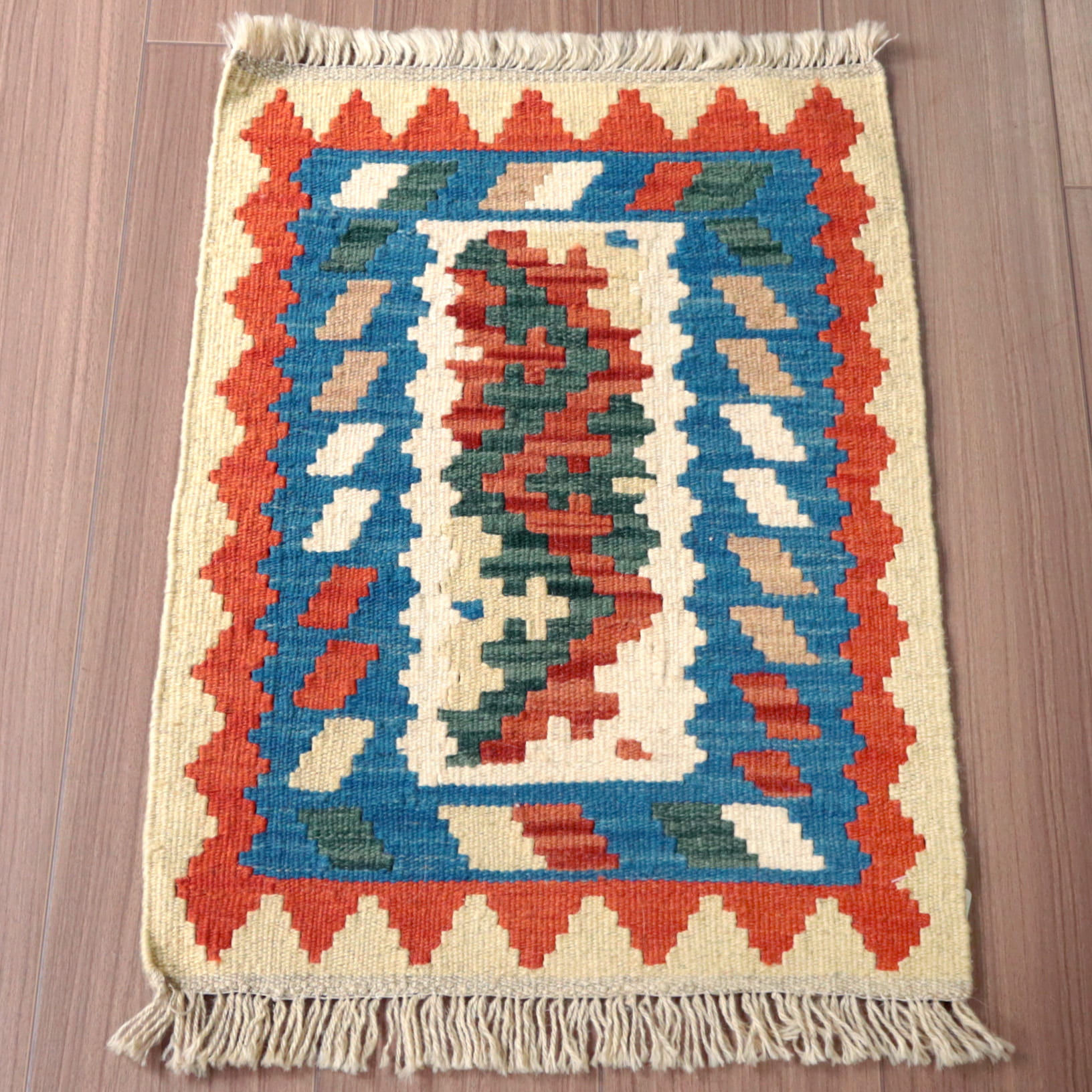 キリム カシュカイ族の手織りキリム63×44cmカラフルモチーフ