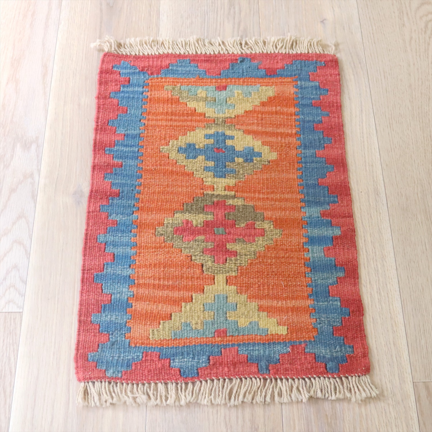 手織りキリム　60×40cm イラン南部シラーズ
