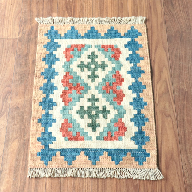 手織りキリム イラン南部シラーズ64×45cm ウール100% 一点もの