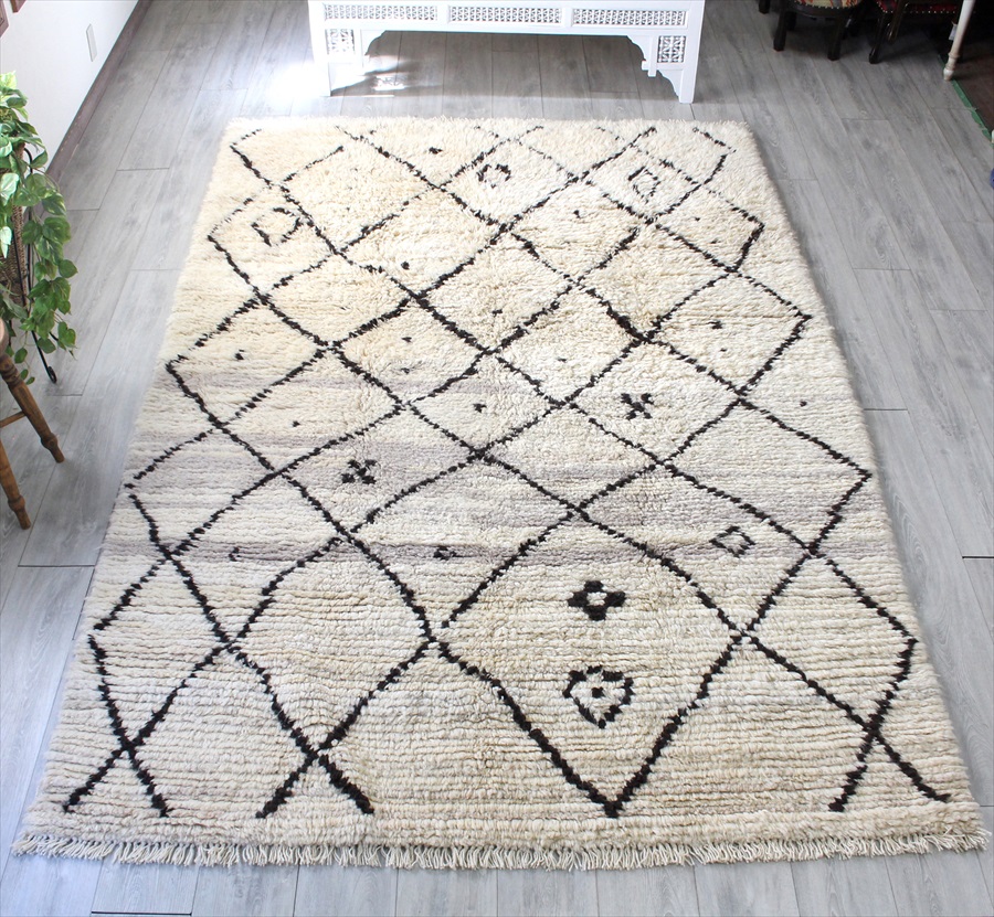 トライバルラグ・部族絨毯/Tulu　トゥル　トルコ・手織りカーペットパイルの長いモロッコラグ風のラグ