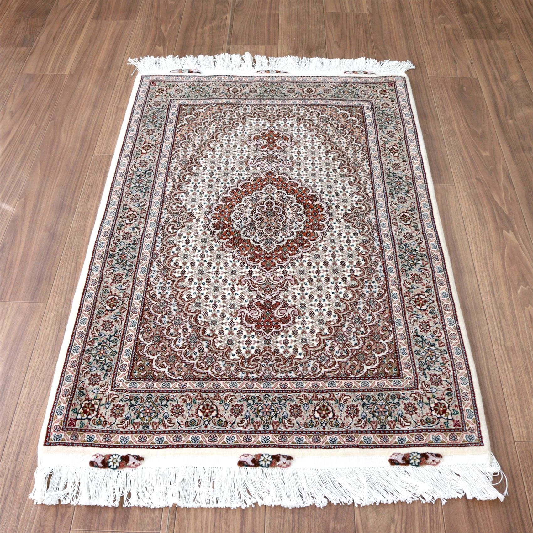 ペルシャ絨毯　タブリーズ産131×82cm Tabriz Mahi, Persian Carpet