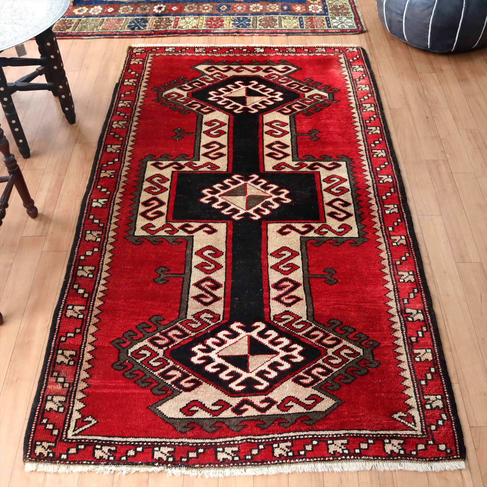 トルコ絨毯 オールドカーペット175×98cm 幾何学モチーフ レッド