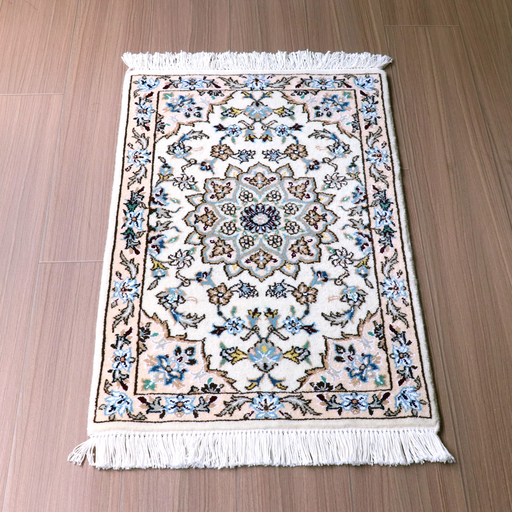 ペルシャ絨毯　ナイン産 9L77×50cm 花のアラベスク　アイボリー　玄関マットサイズ
