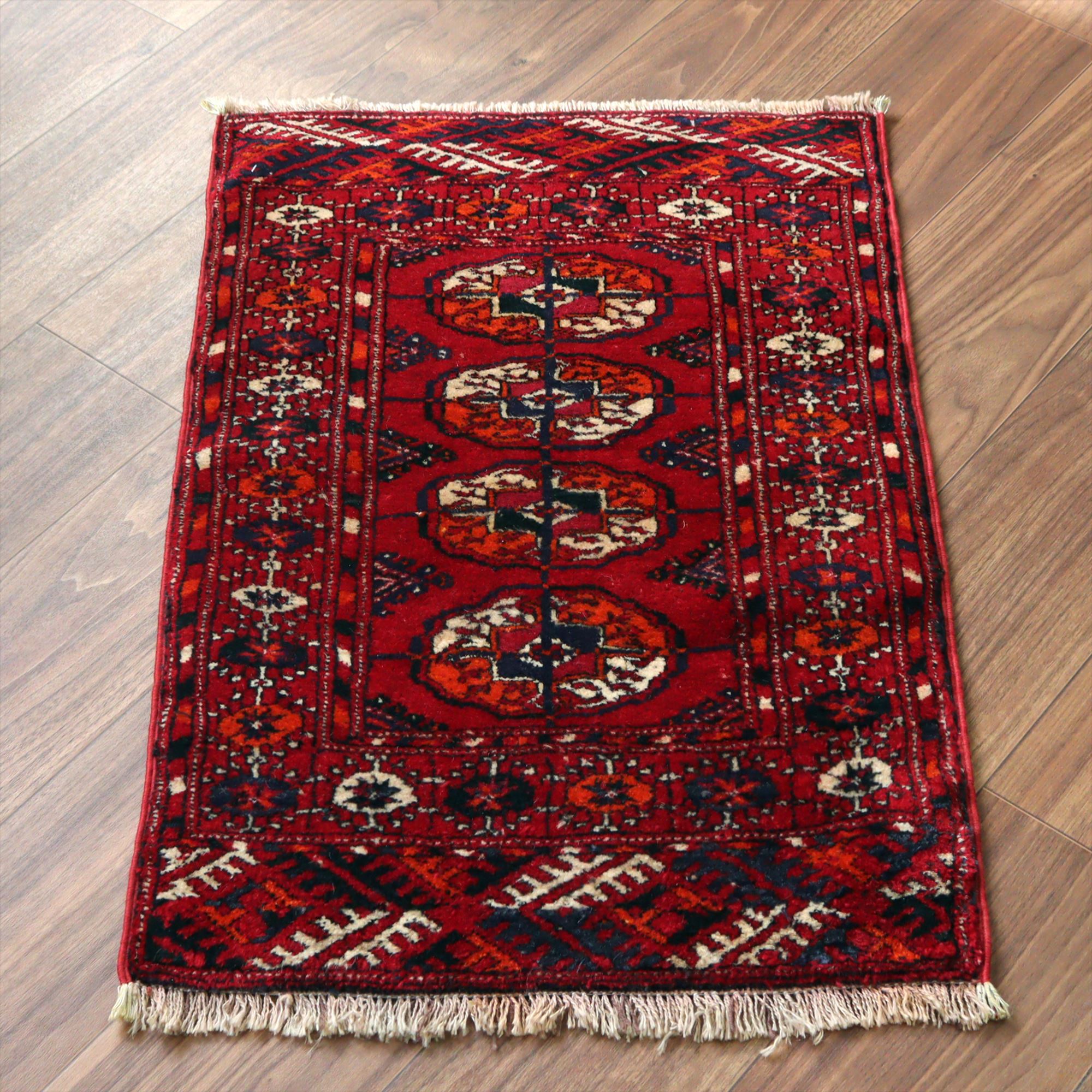 トライバルラグ バルーチ78×51cm 幾何学模様 レッド