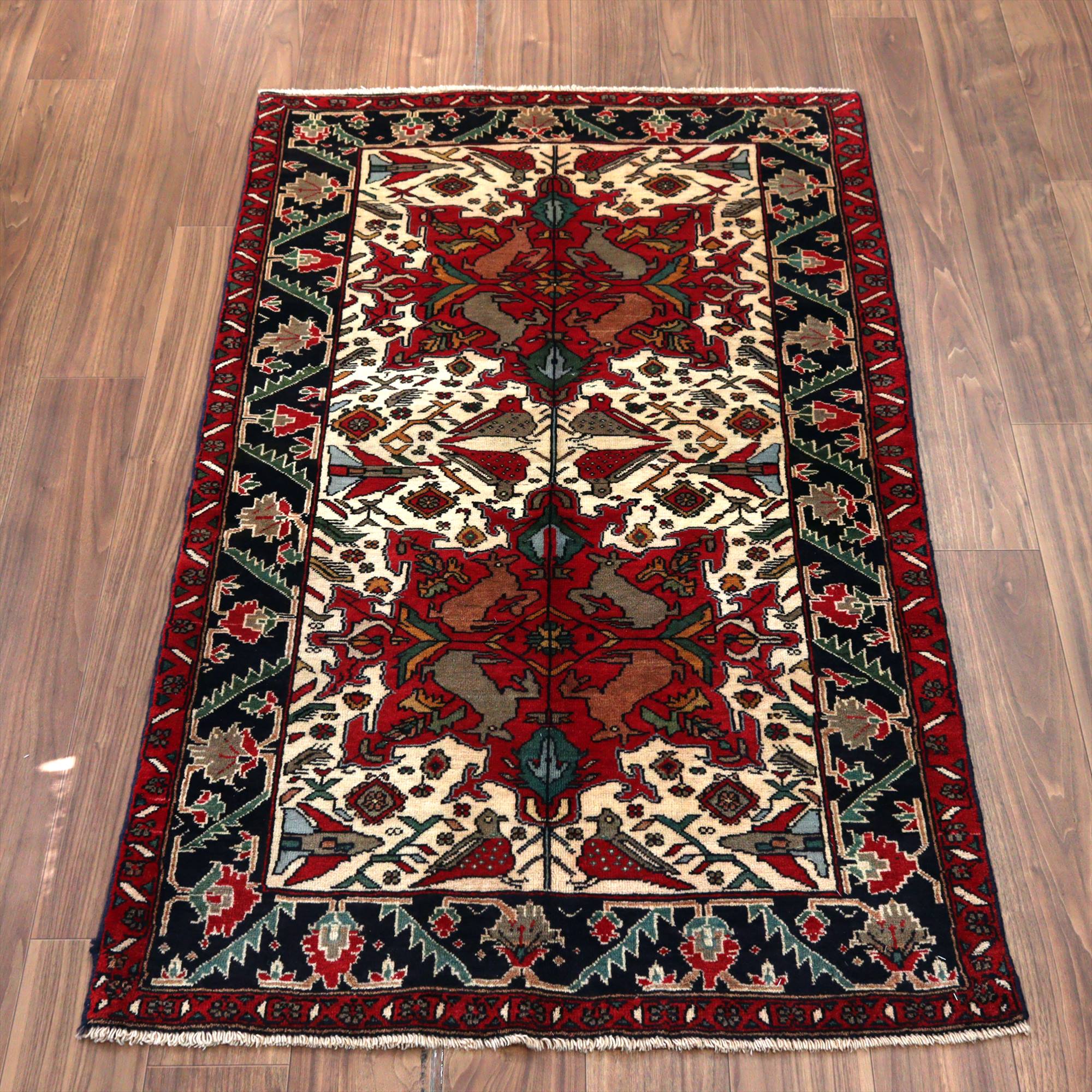 イランの手織り絨毯 バルーチ171×99cm 動物と花 トライバルラグ