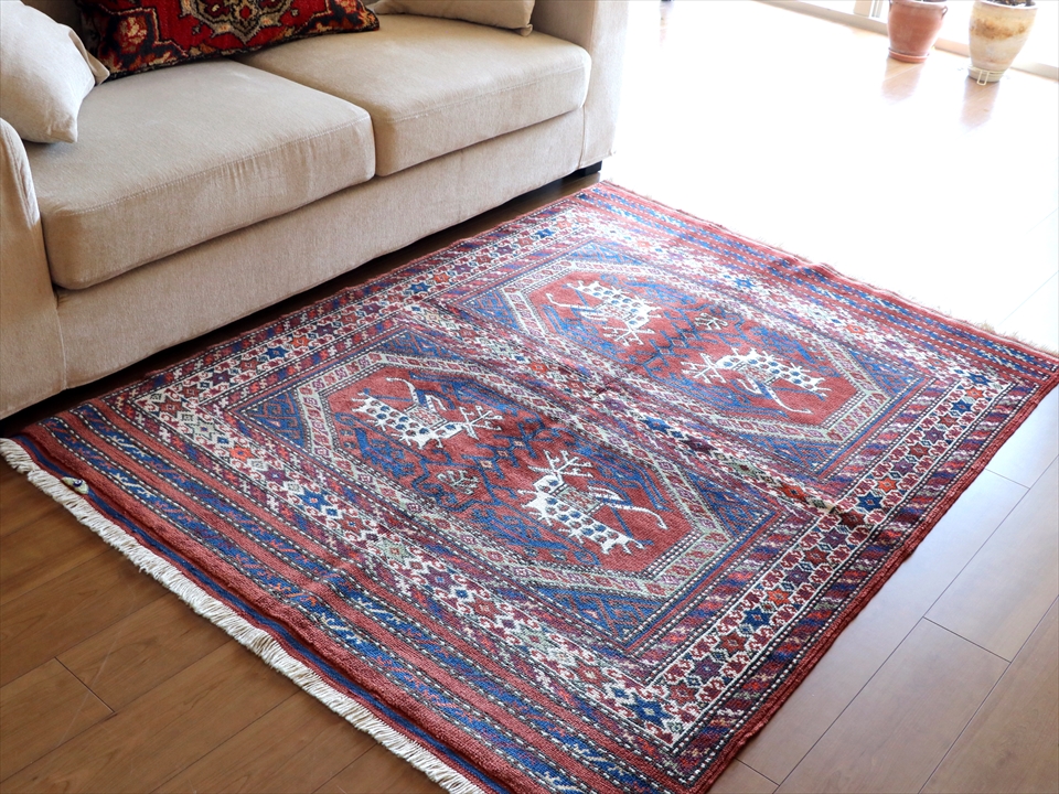 トルコの手織りのじゅうたん・ウール100%の新しいカーペット・ラグ/西アナトリア・アンティーク・リプロダクション  /ドラゴンとフェニックスの戦い/Turkish Handweaven Carpet