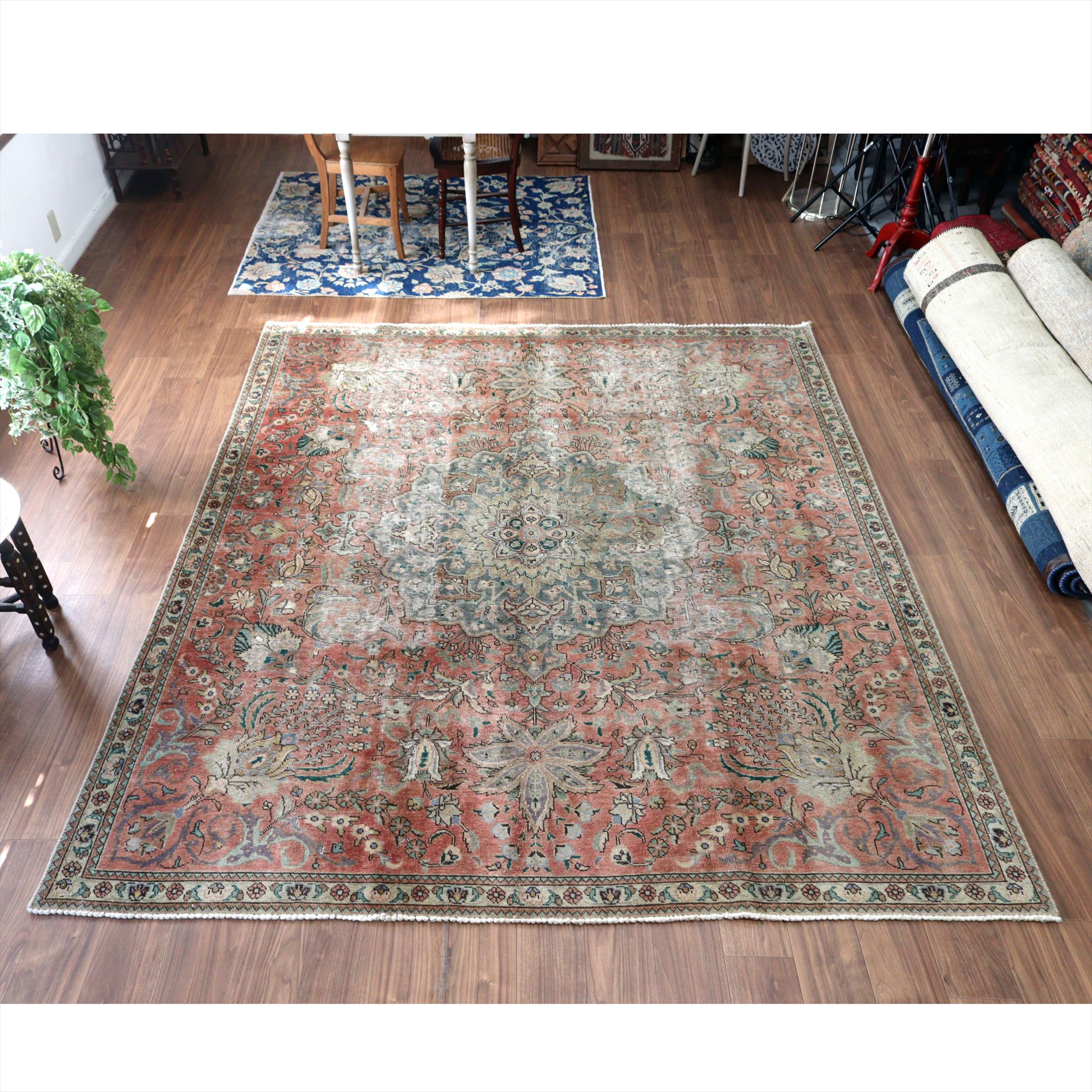 オーバーダイド ヴィンテージラグ レッド273×228cm タブリーズ イランの手織り絨毯