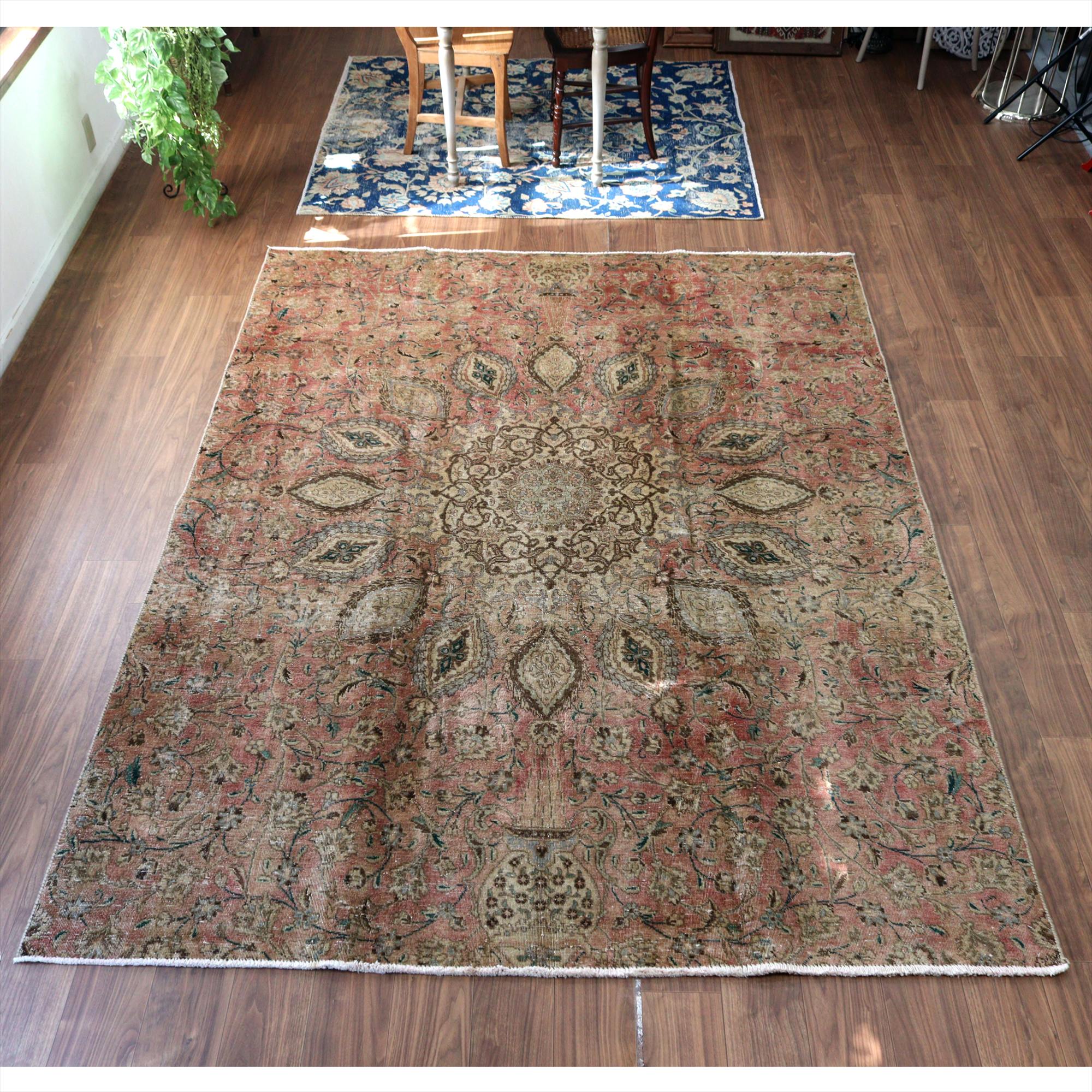 オーバーダイド ヴィンテージラグ レッド262×198cm タブリーズ イランの手織り絨毯