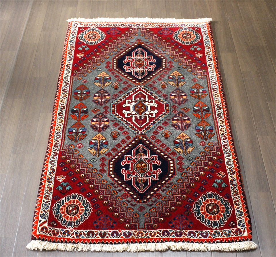 カシュカイ族の手織りラグ・オールド 部族絨毯　142×83cm 六角形のメダリオン　レッド&グレー