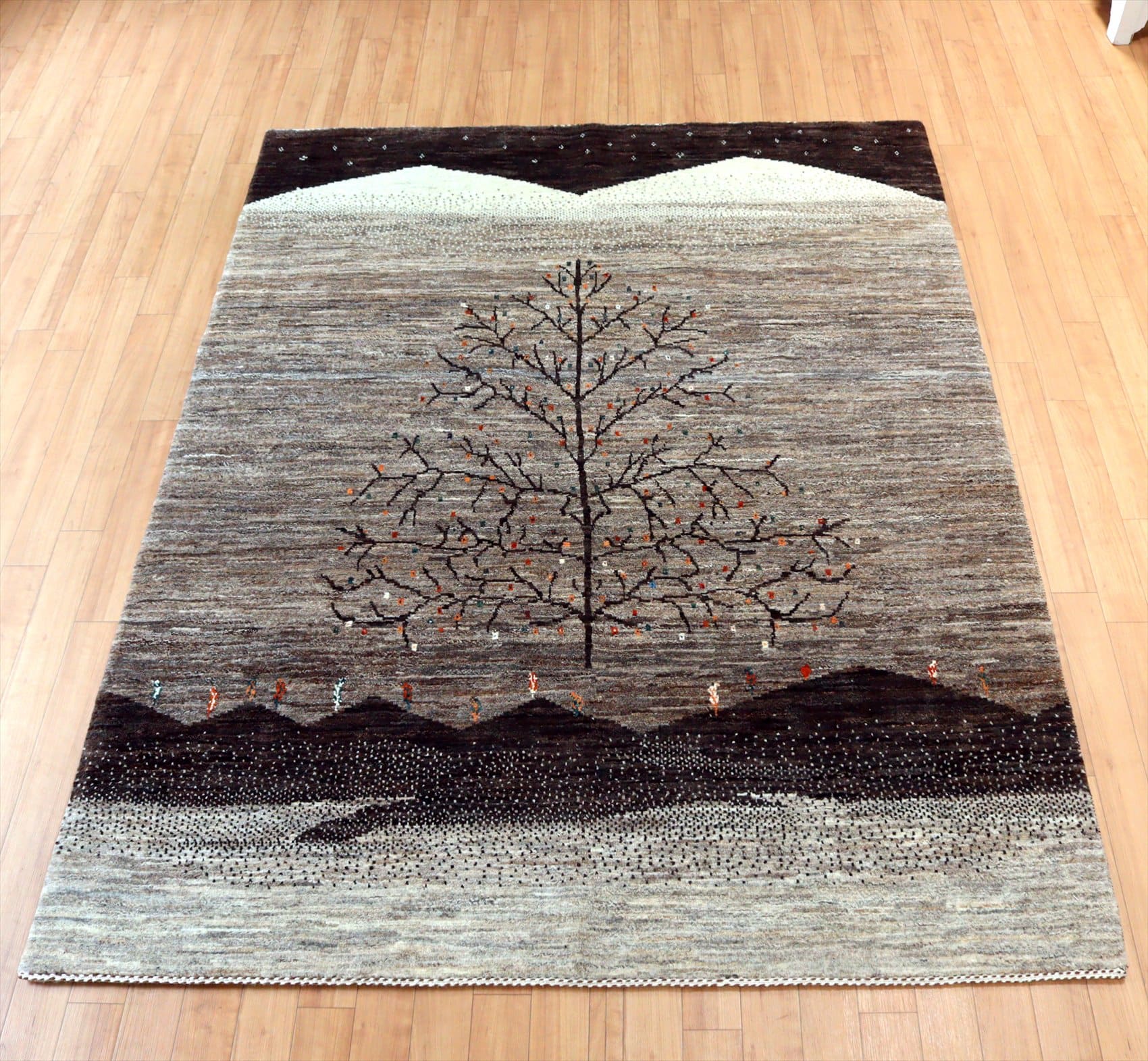 ギャッベ Gabbeh Banafsheh193×145cm モノトーン　生命の樹