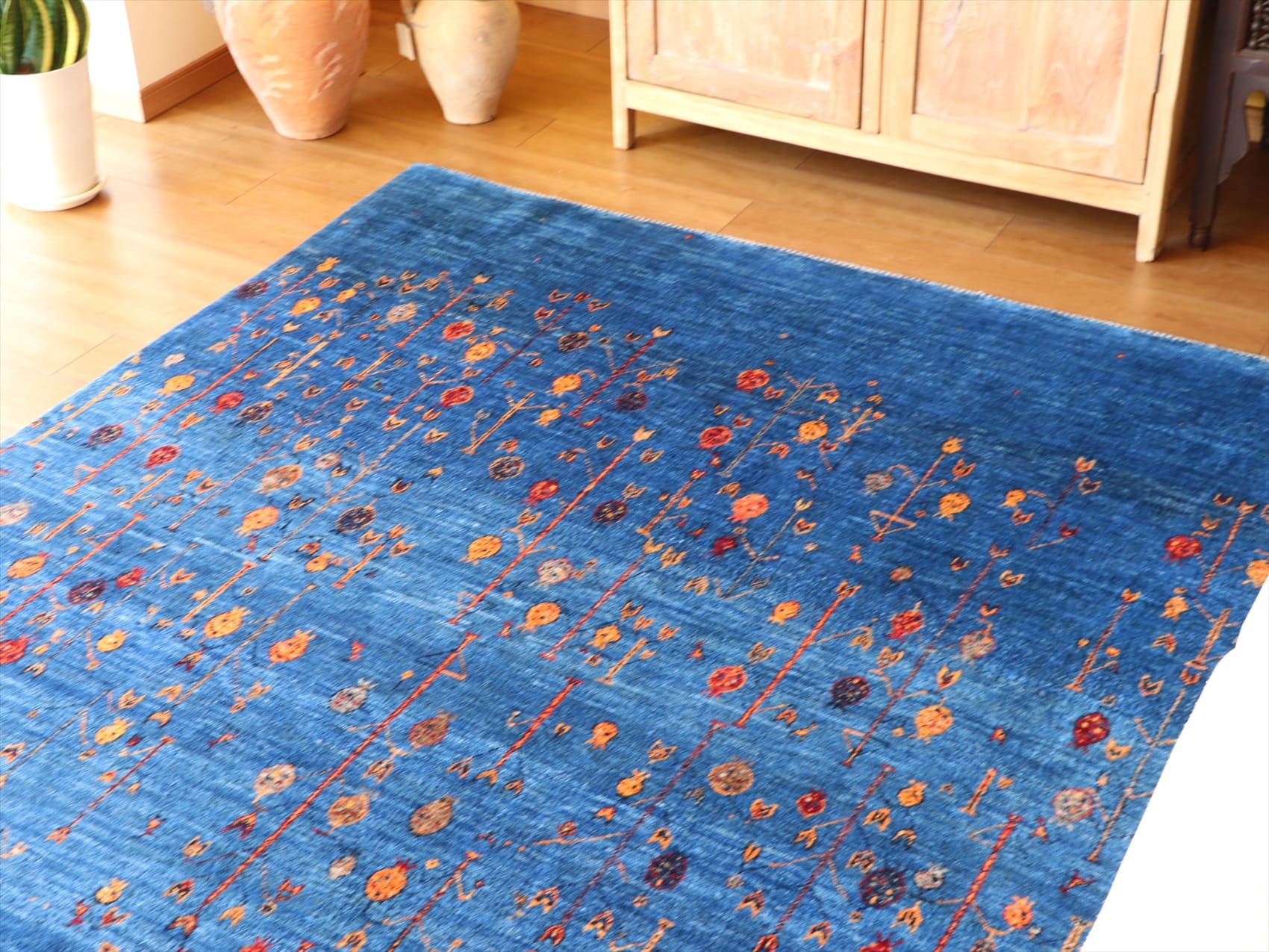 ギャッベ・ロリアタシュ/最上級の細かな織り230×167cm ブルー　生命の樹にみのるザクロ