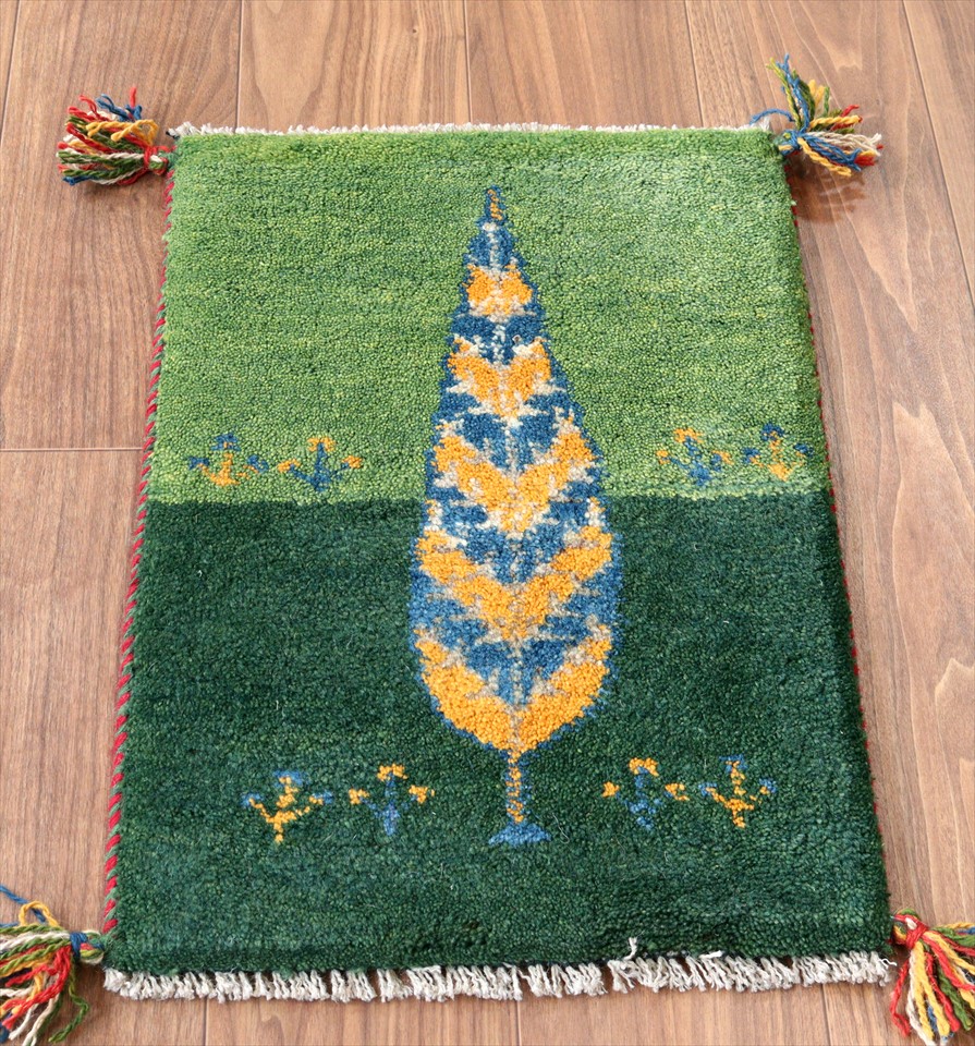 ギャッベ イランの手織りラグ57×39cm グリーン　糸杉の樹