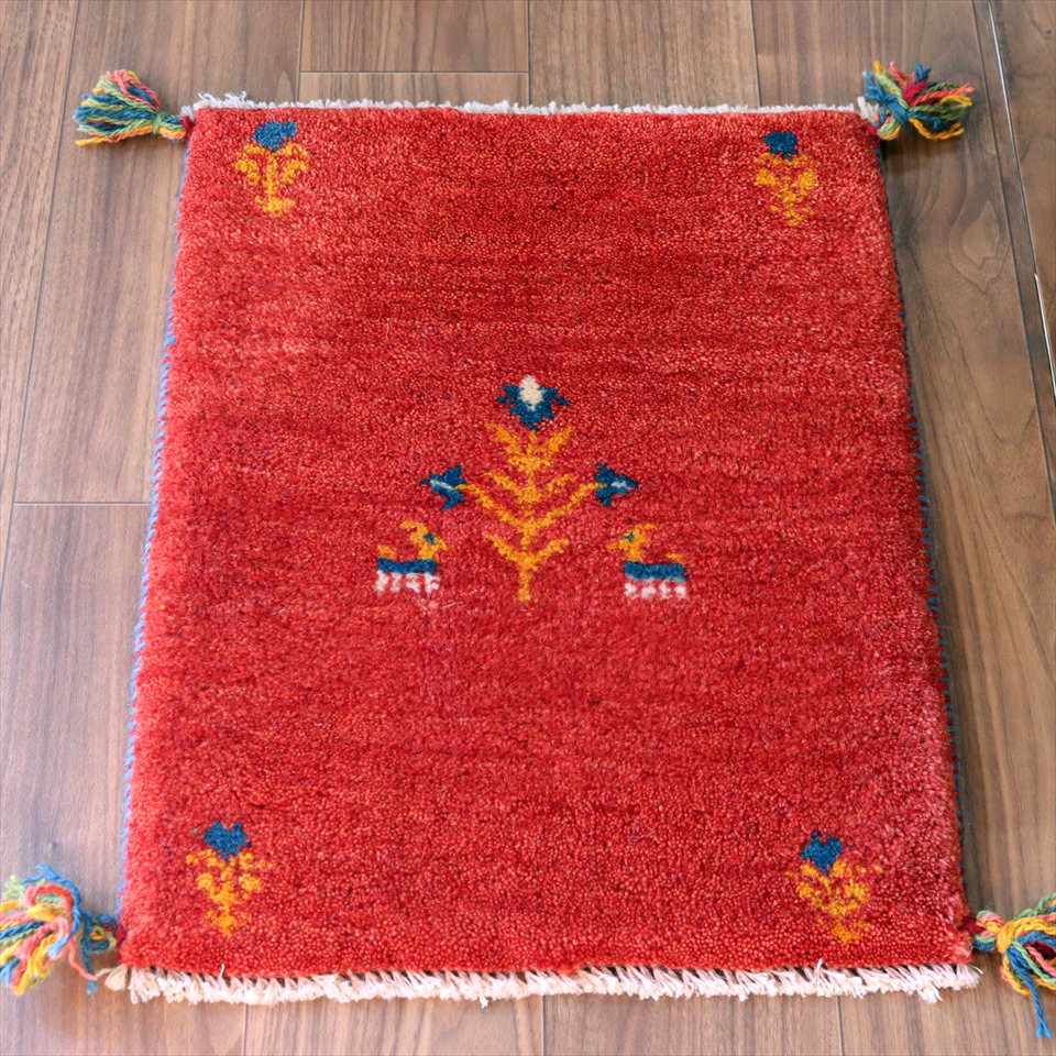 ギャッベ イランの手織りラグ GABBEH58×45cm レッド　花咲く生命の樹とヤギ