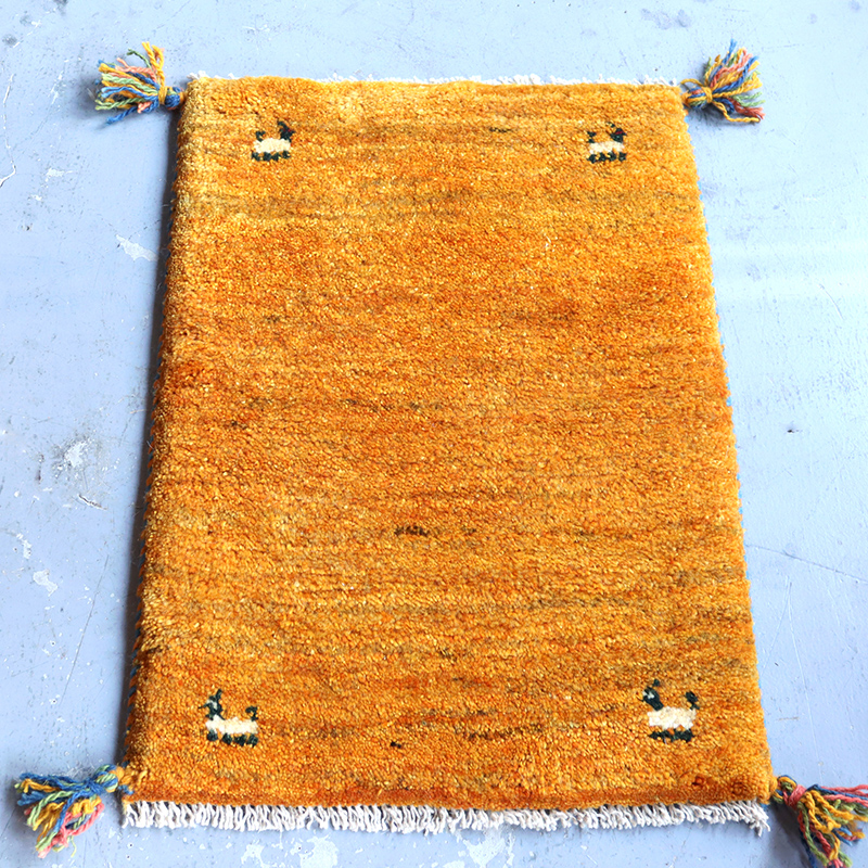 ミニギャッベ イランの手織りラグ GABBEH 59x42cm オレンジイエロー ４匹の動物
