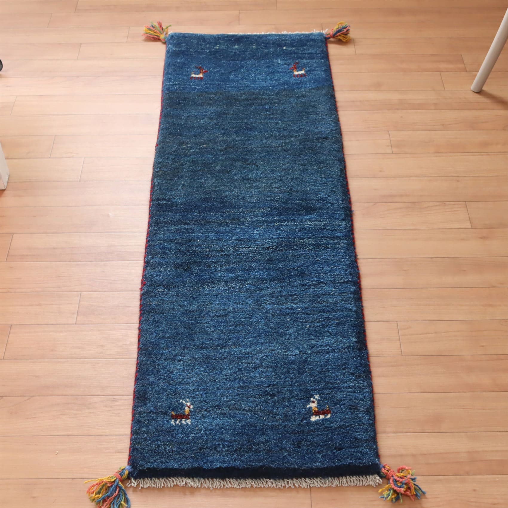 ギャッベ　カシュカイ族の手織りラグ122×40cm シンプルデザイン ブルー