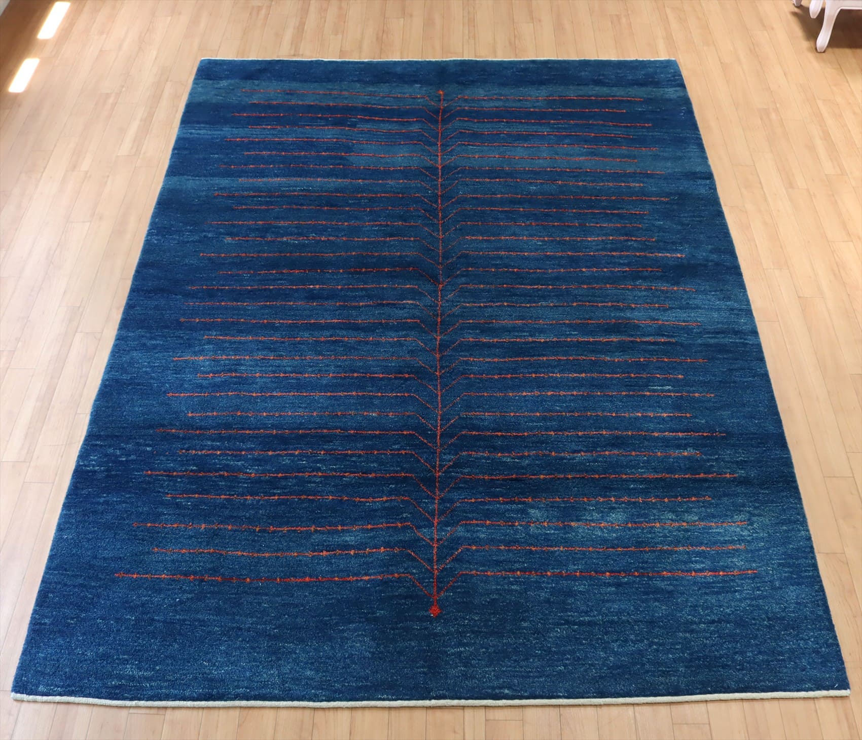 ギャッベ　ブルー　生命の樹241×173cm ネイビーブルー　リビングサイズ　イラン産手織りラグ