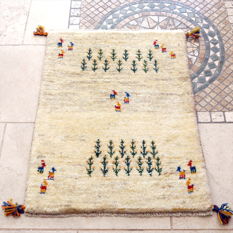 イランの手織りラグ ギャッベ 83×63cm ナチュラルアイボリー