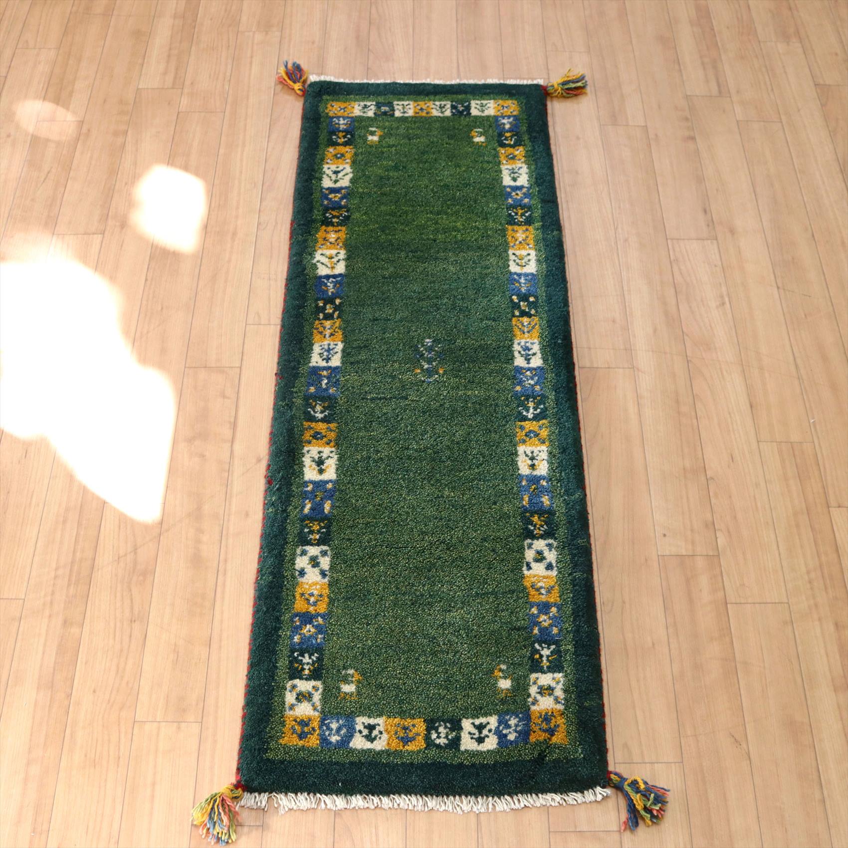 カシュカイ族の手織りラグ ギャッベ117×40cm タイル枠のデザイン