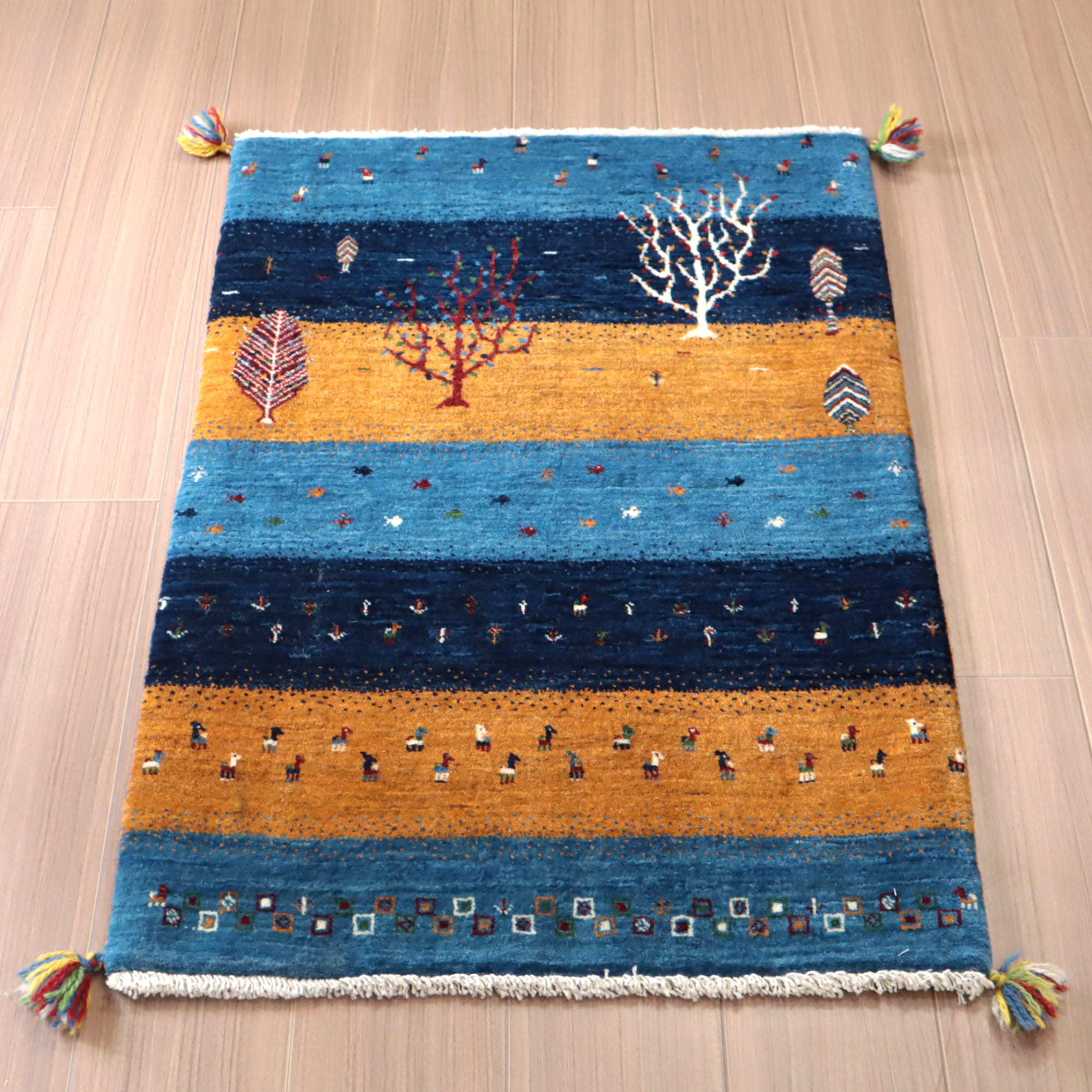 ギャッベ カシュクーリ 細かく緻密な織り96×64cm イエロー  ブルー　ザクロス山麓の風景