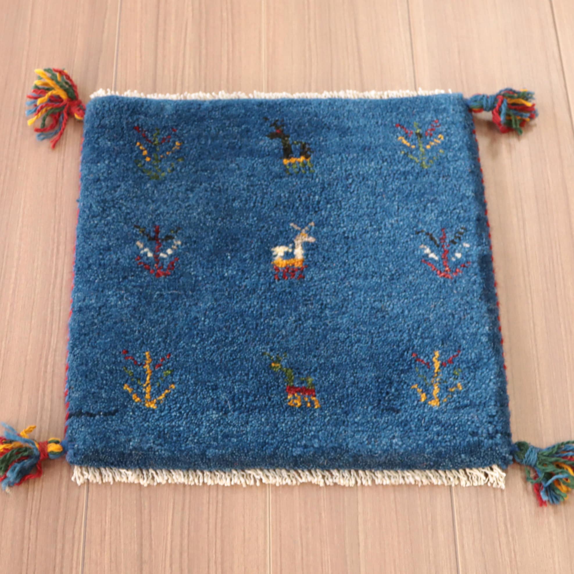 ギャッベ イラン産　手織りラグ シンプル　ブルー