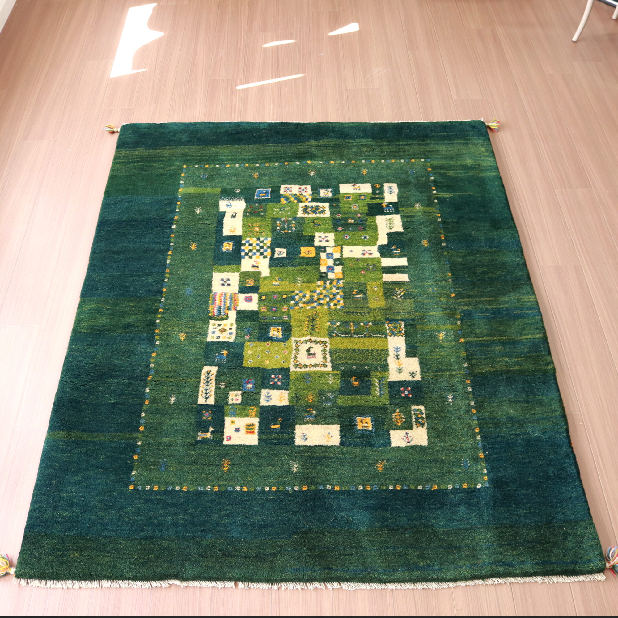ギャッベ 手織りラグ イラン産絨毯 グリーングラデーション　モザイク