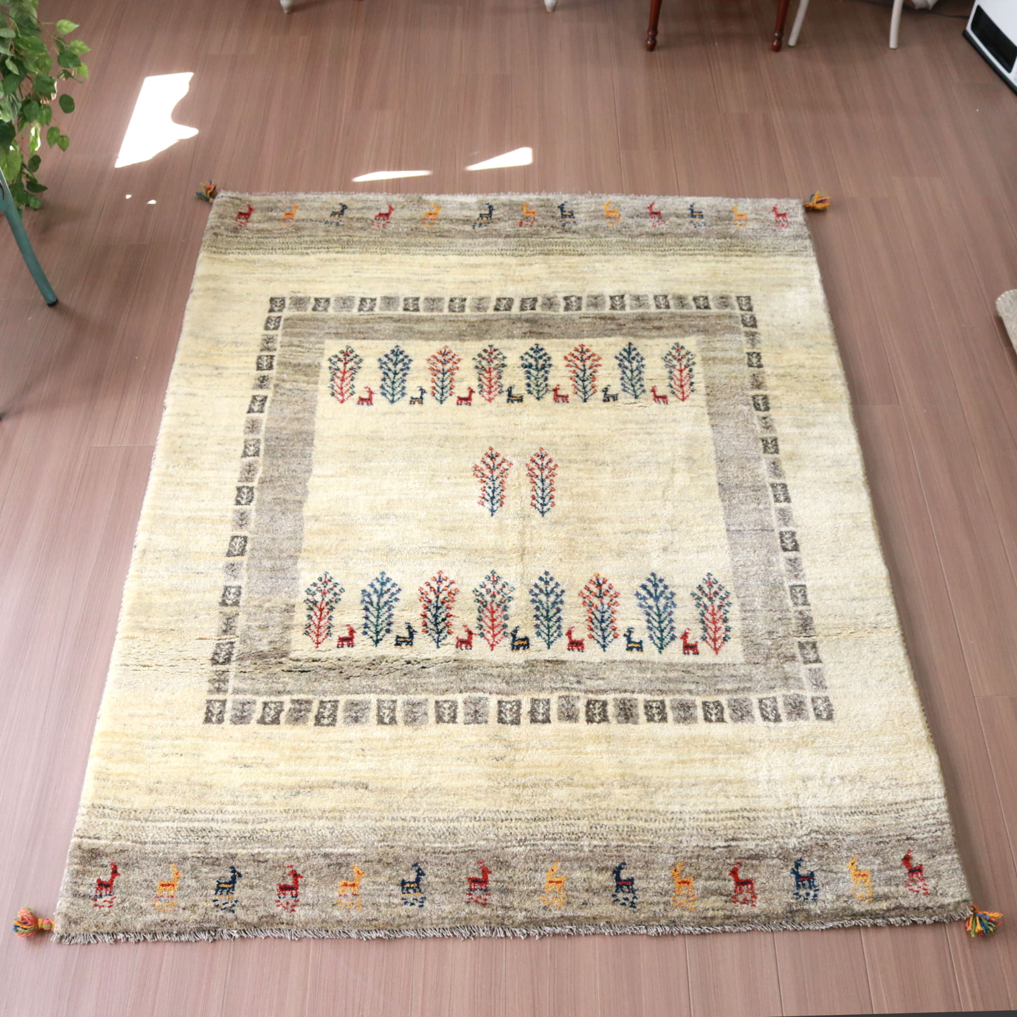 ギャッベ 手織りラグ イラン産絨毯 ナチュラルアイボリー　グレー