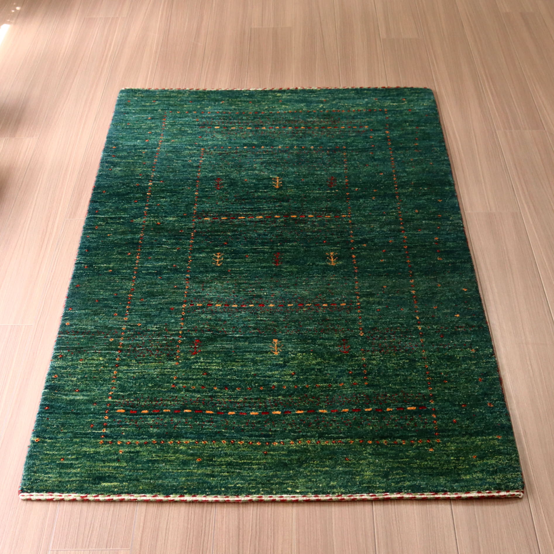 ゾランヴァリGABBEHギャッベ アートギャッベ 絨毯 新品96cm×63cm緑 - ラグ