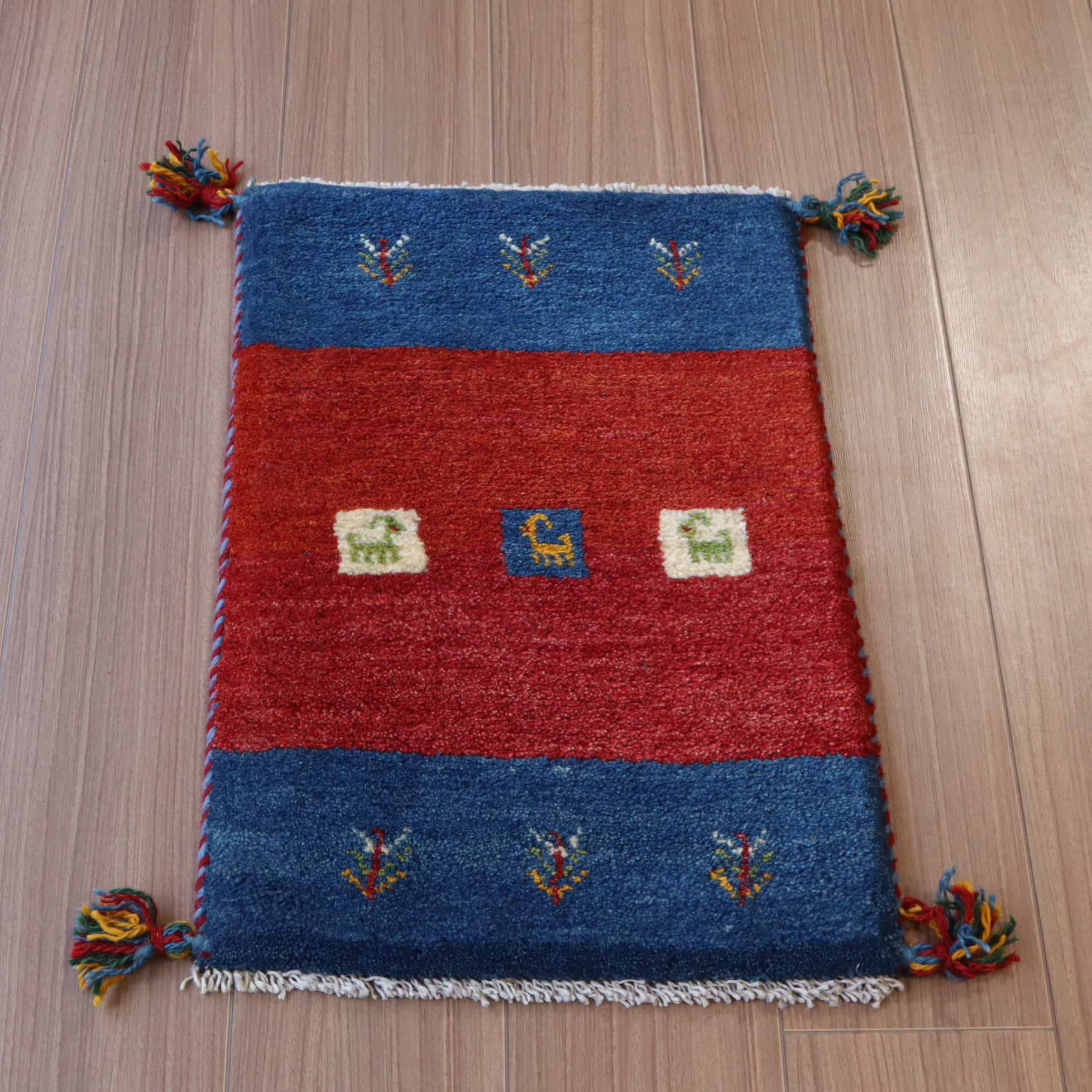 ギャッベ イランの手織りラグ GABBEH 62x40cm ブルー＆レッド