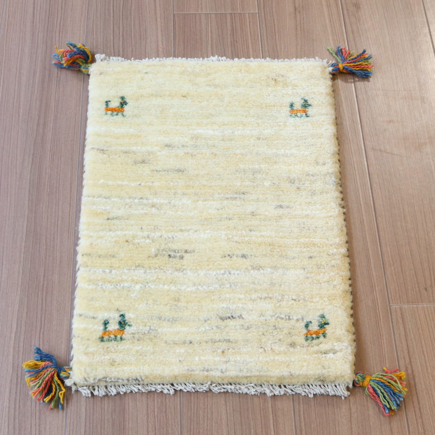 ギャッベ イランの手織りラグ GABBEH 60x42cm ナチュラルアイボリー