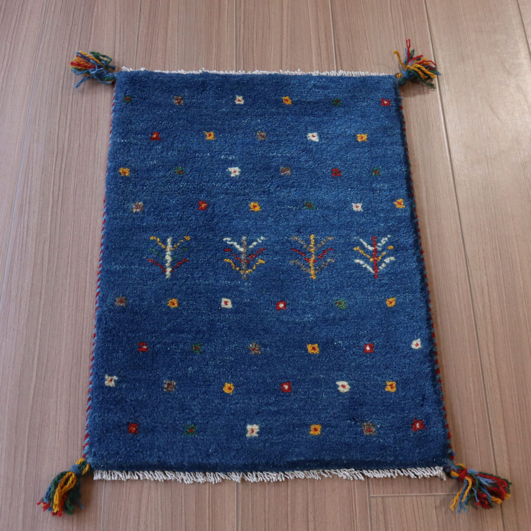 ギャッベ イランの手織りラグ GABBEH 63x42cm ブルー