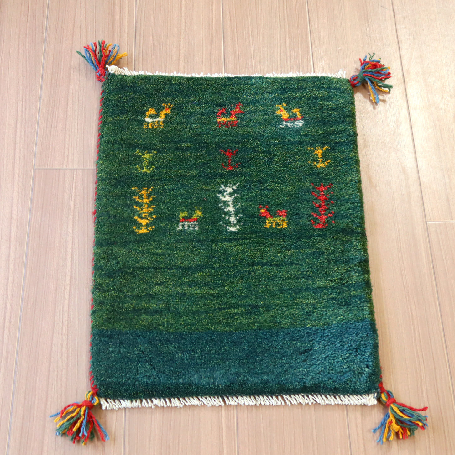 ギャッベ ミニギャベ イラン　 56x41cm グリーングラデーション