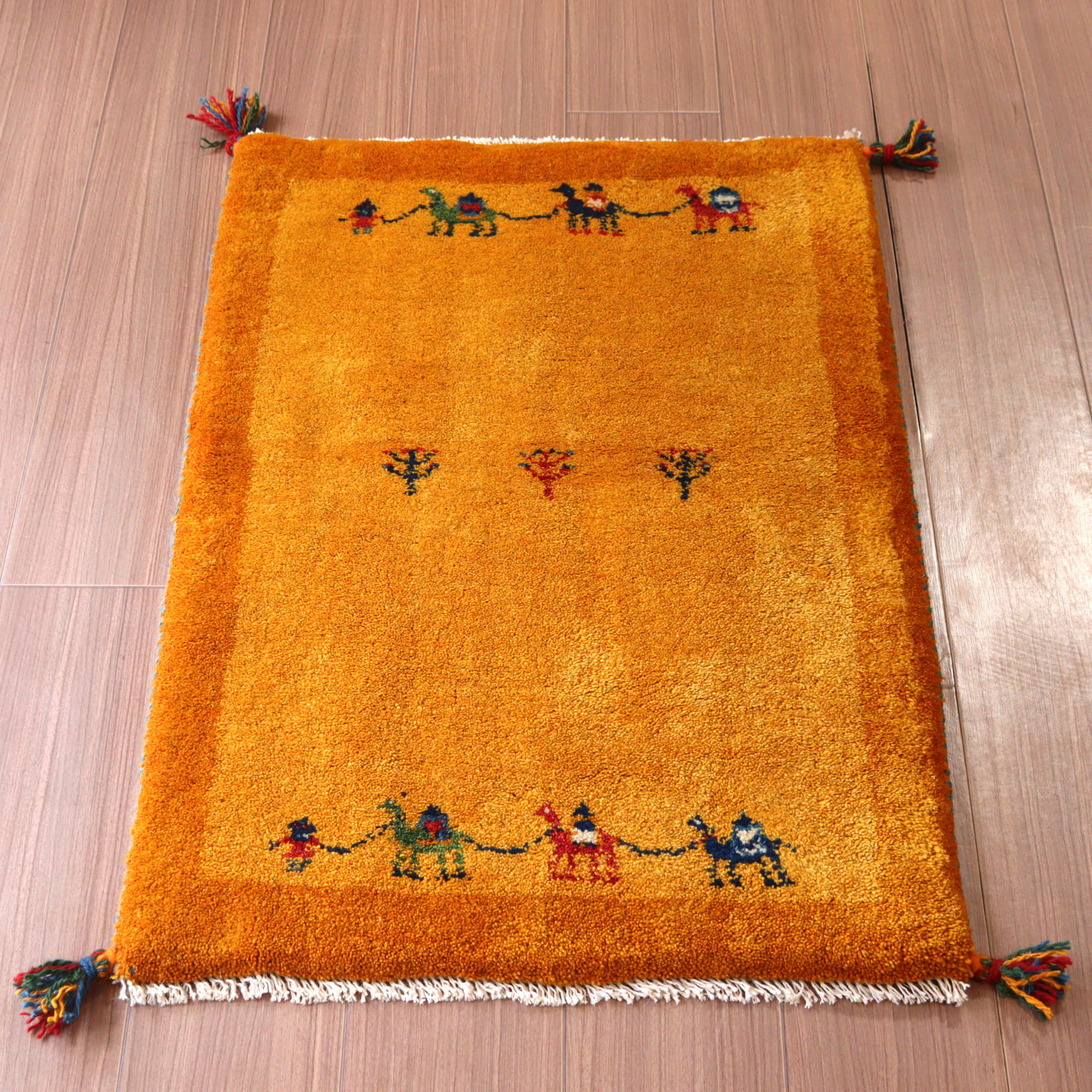 ギャッベ 手織り イラン産 90x62cm 玄関マット ラクダのキャラバン イエロー