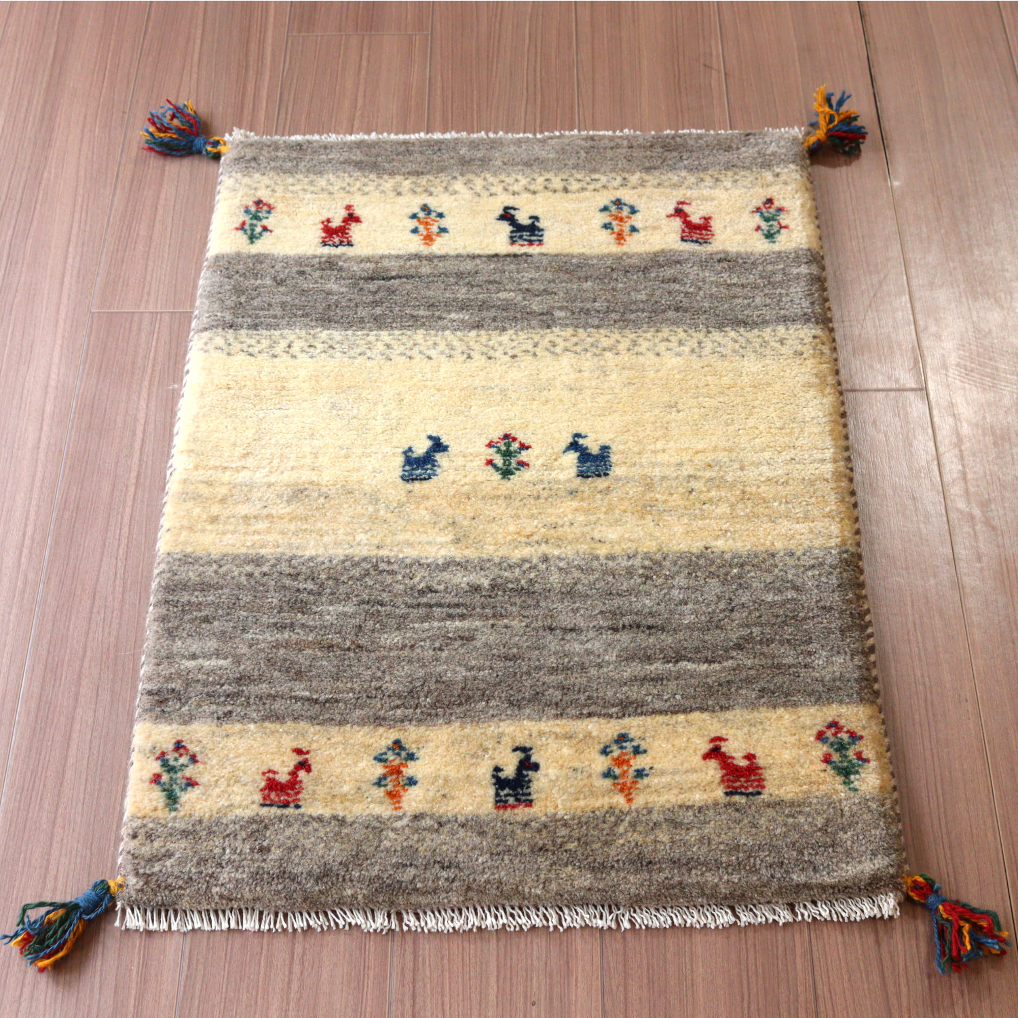 ギャッベ 手織り イラン産 84x62cm アイボリー&グレー