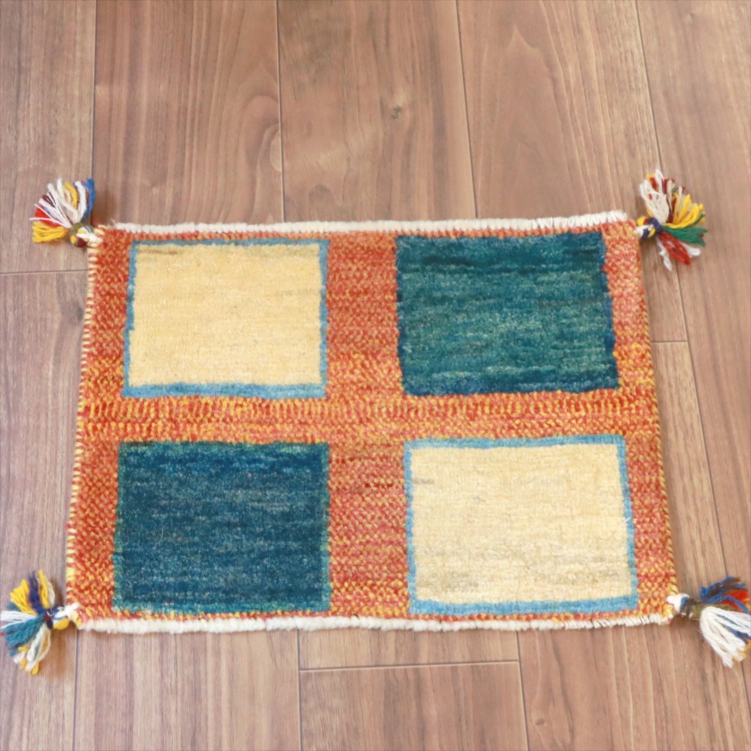 ギャッベ イラン産手織り 座布団サイズ 36x43cm