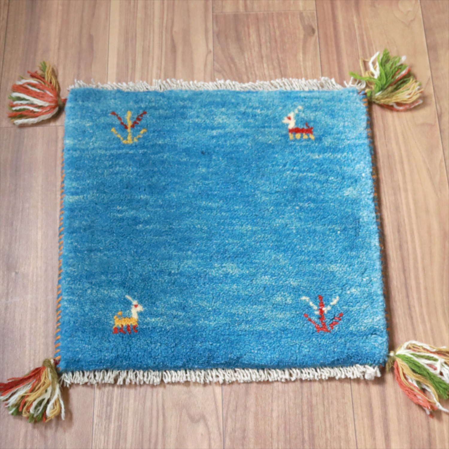 ギャッベ イラン産手織り 座布団サイズ 39x40cm ブルー