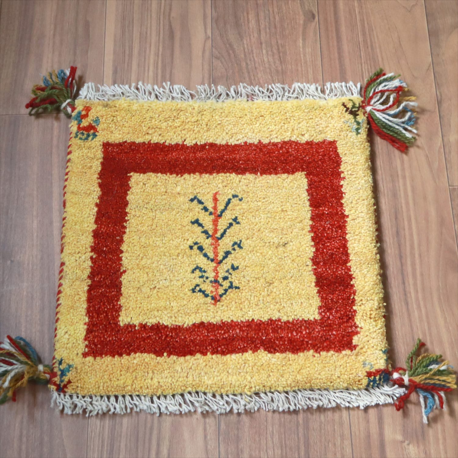 ギャッベ イラン産手織り 座布団サイズ 40x40cm イエロー