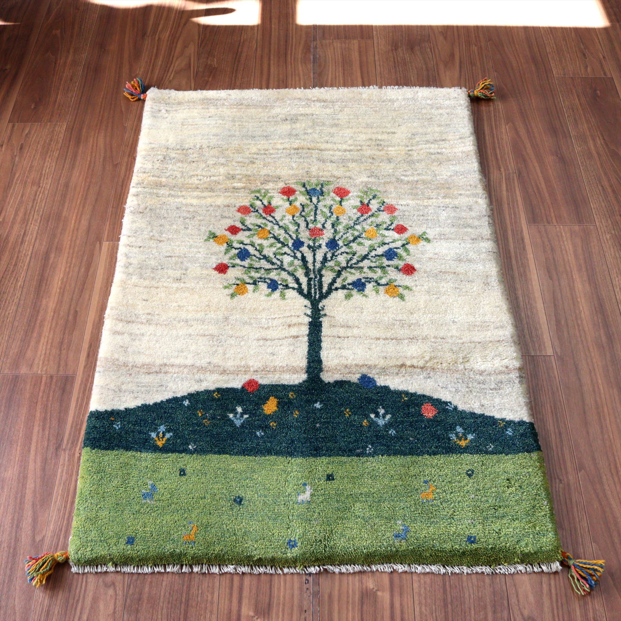 ギャッベ イランの手織りラグ 120x83cm 植物と動物 アイボリー＆グリーン