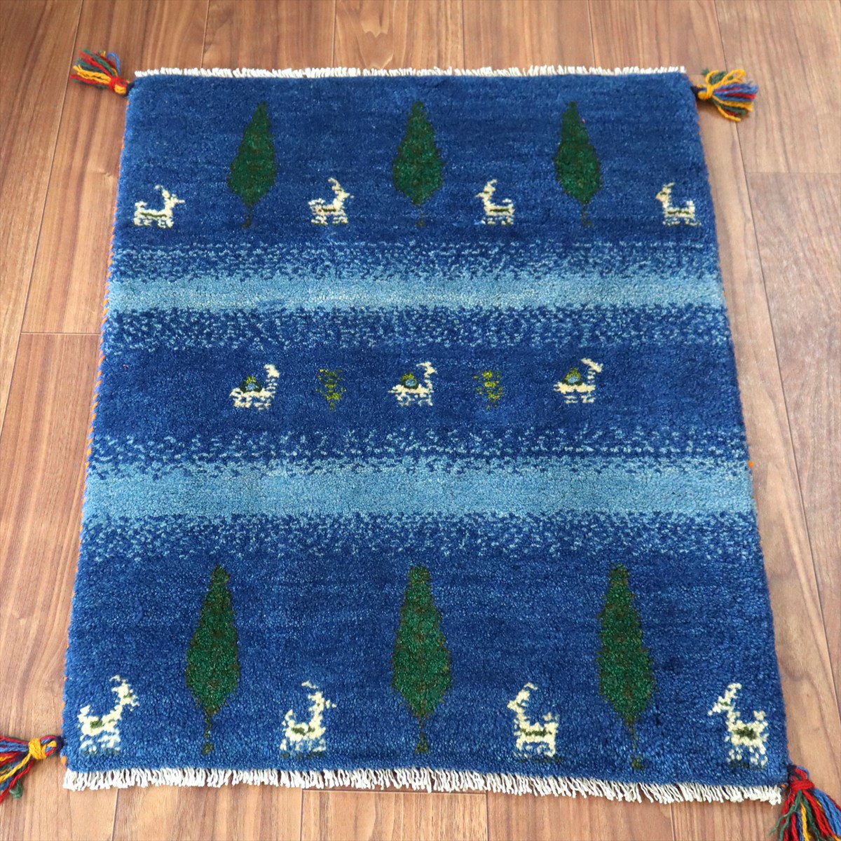 【15%OFF】ギャッベ イラン産手織り 84×61cm 玄関マット ブルー 動物と糸杉
