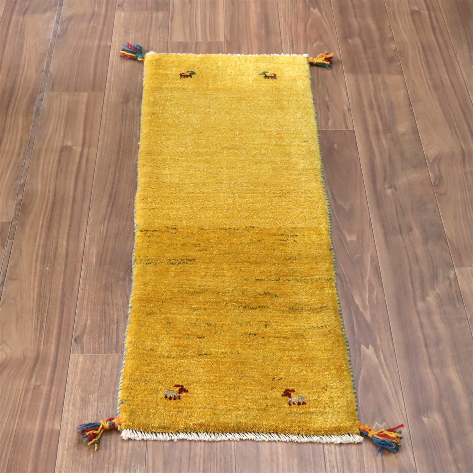 ギャッベ イラン 手織り　ミニランナー 120x43cm イエロー 自然な色ムラ シンプル　無地