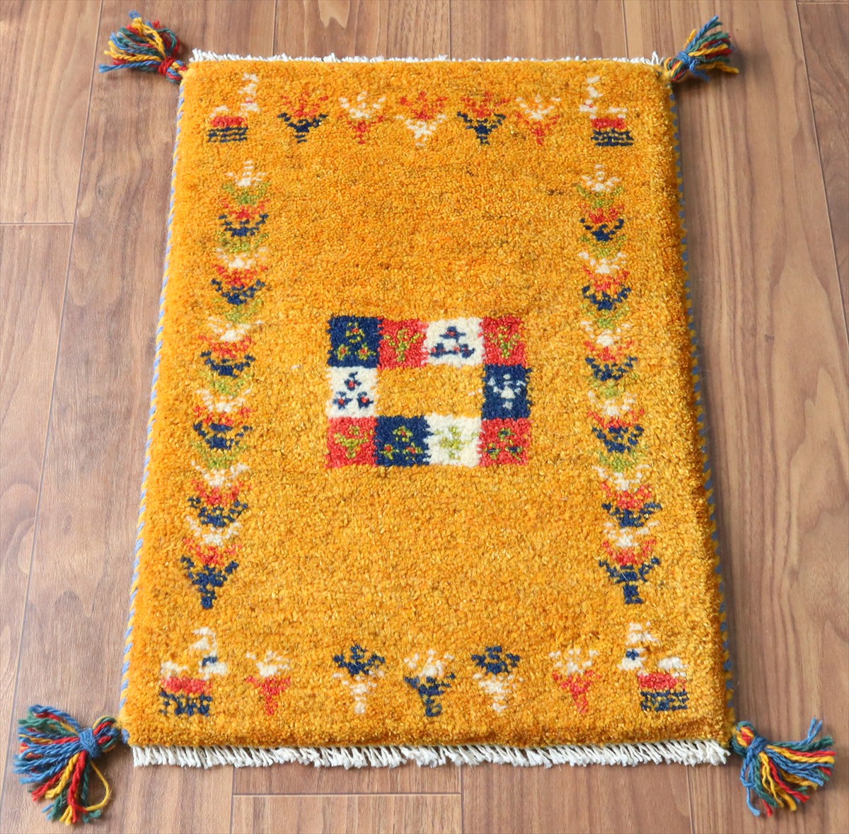 ギャッベ ミニギャベ イラン手織り 59×41cm イエローオレンジ 連なる生命の樹と動物