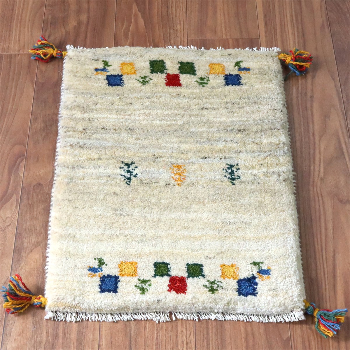 ギャッベ ミニギャベ イラン手織り 57×43cm ナチュラルアイボリー 生命の樹と動物