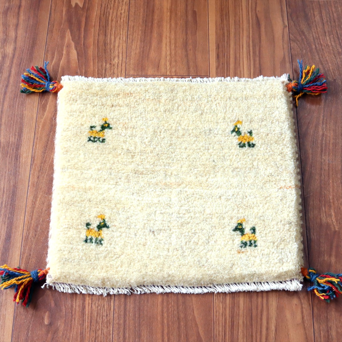 ギャッベ イラン産手織り 座布団サイズ37×41cm ナチュラルアイボリー 動物モチーフ